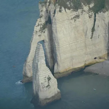 Gite In Etretat Near Cliffs & Beach, Cleaning Included