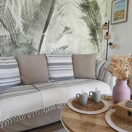 Gite In Etretat Near Cliffs & Beach, Cleaning Included * Bordeaux-Saint-Clair